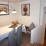 Apartamento Casa Hubertus By Interhome *